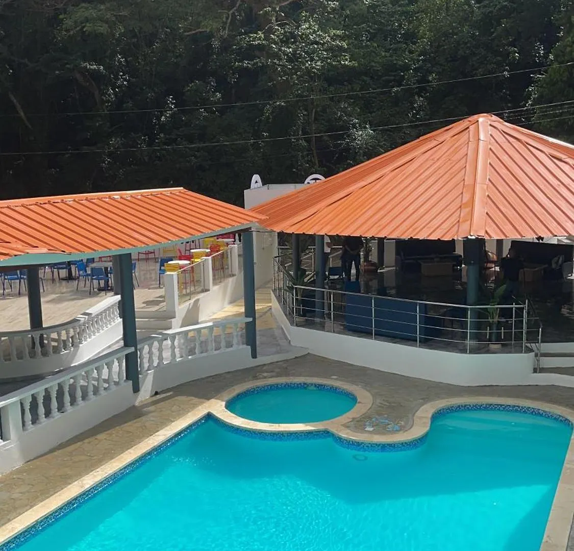 El Paso Hotel Loma de Guayacanes